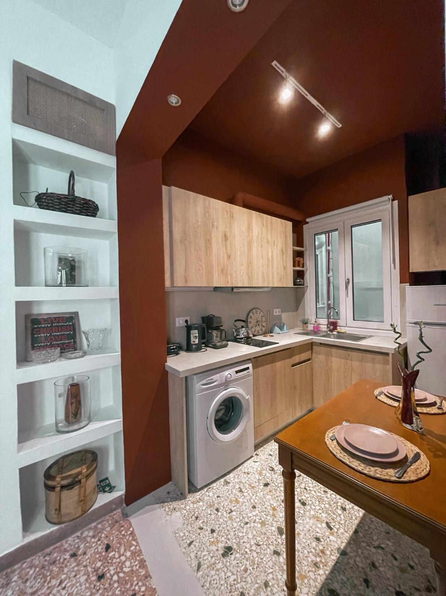 Apartment Near Metro + Port Pireus Exteriér fotografie