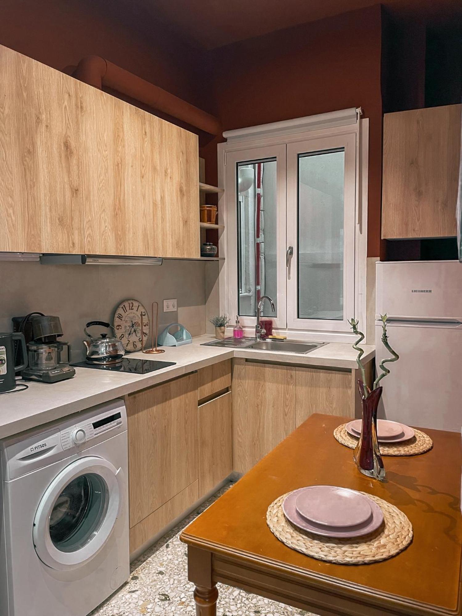 Apartment Near Metro + Port Pireus Exteriér fotografie