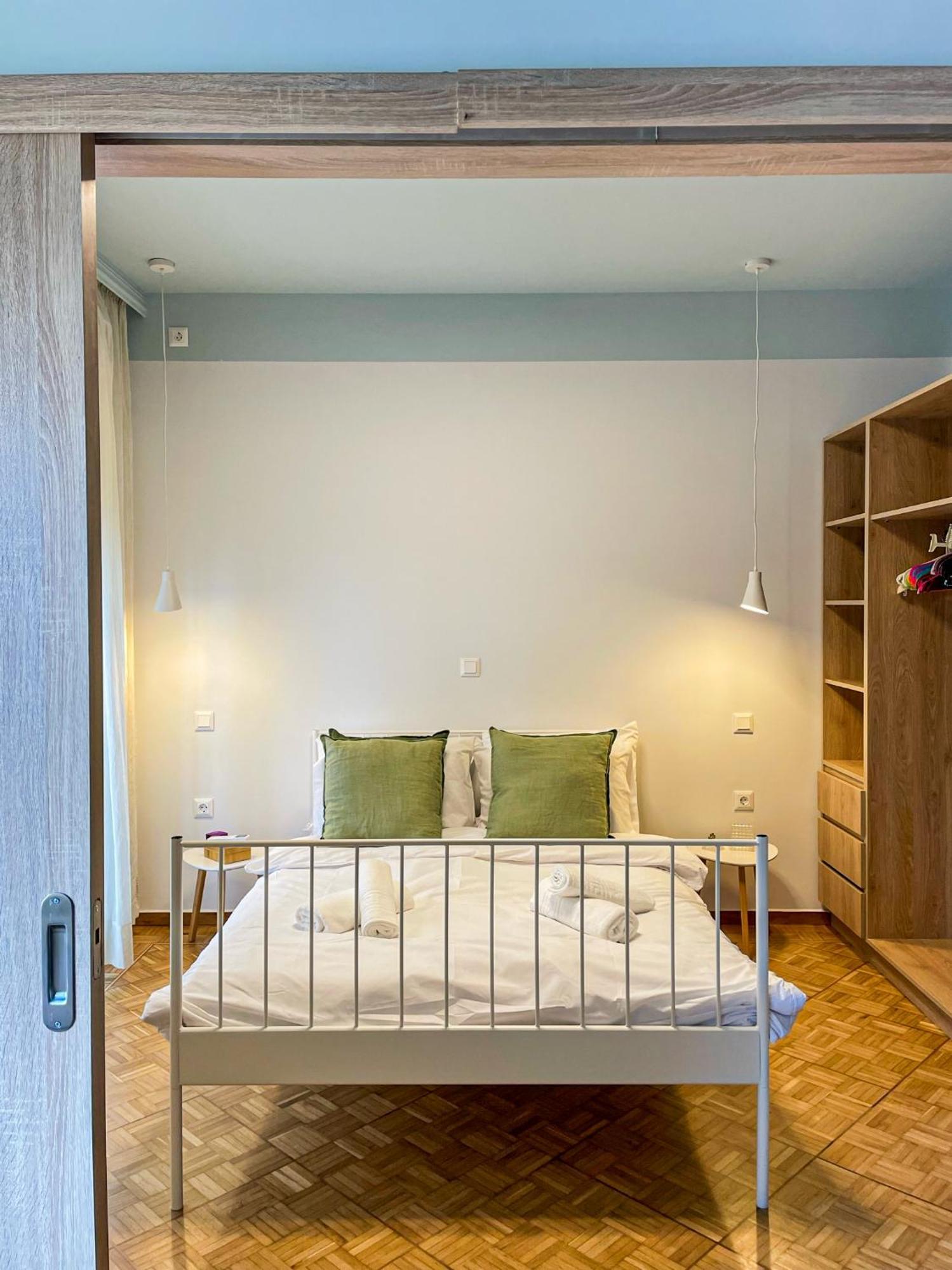 Apartment Near Metro + Port Pireus Exteriér fotografie
